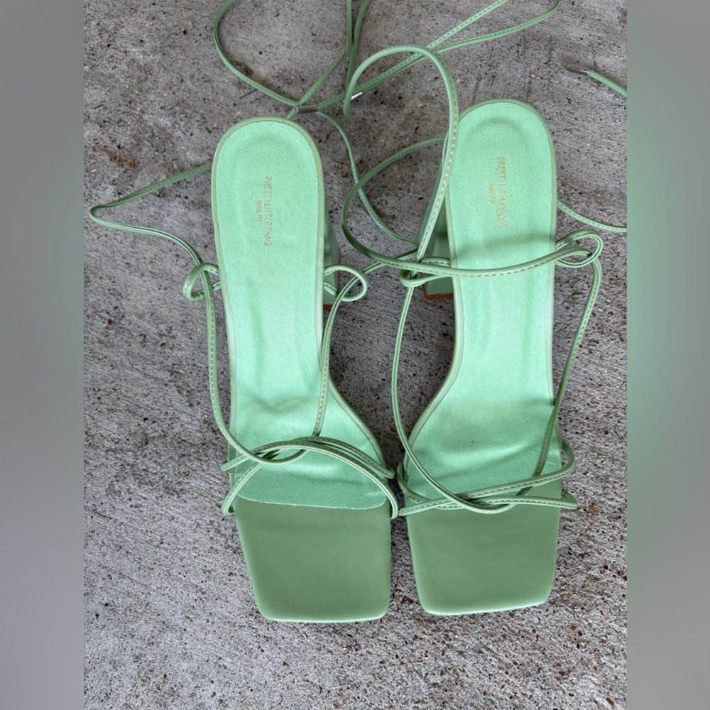 PrettyLittleThing Sage Green Platform Heels Size 8 - Picture 5 of 11